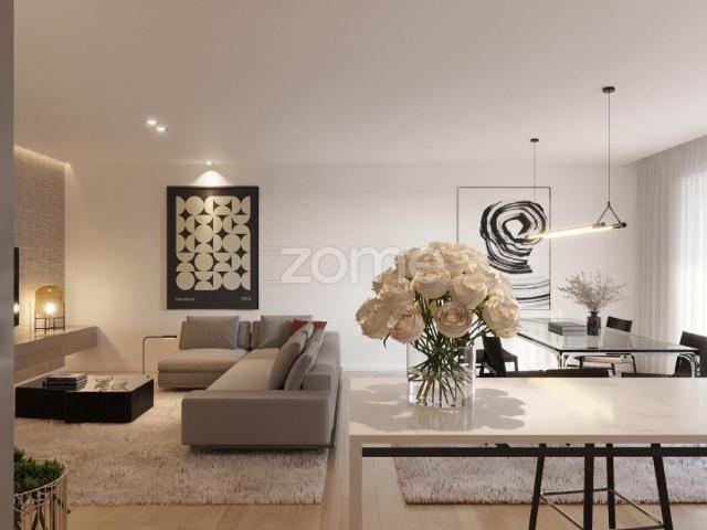 Apartamento T2 com garagem e terraço em S. Vitor