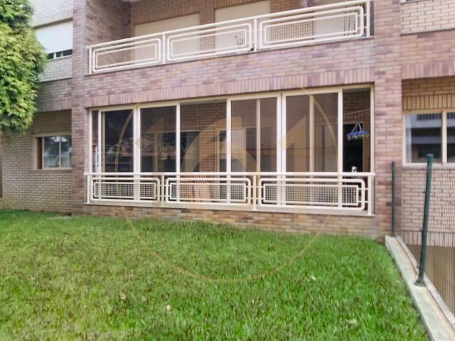 Apartamento T2 com garagem em Canidelo