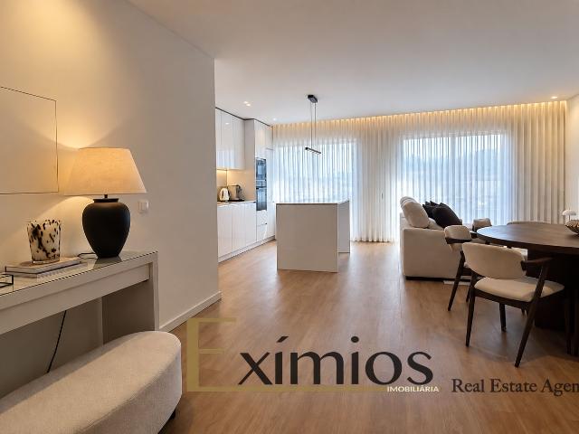 Apartamento T2 com garagem fechada, em Vila do Conde