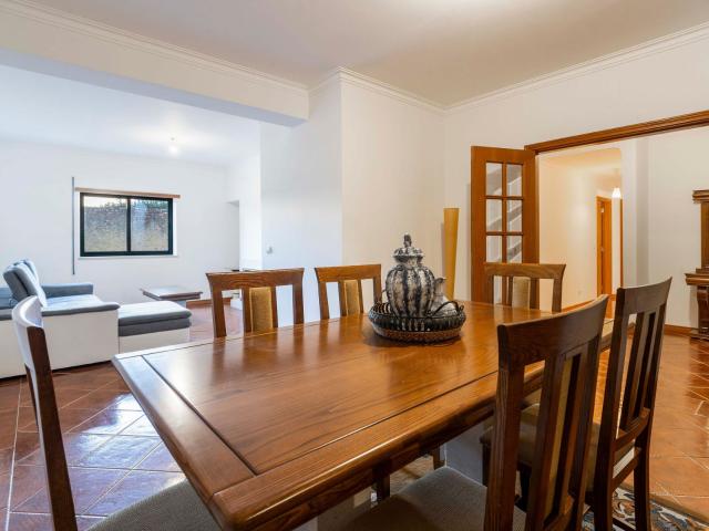 Apartamento T2 com garagem fechada – Pampilhosa