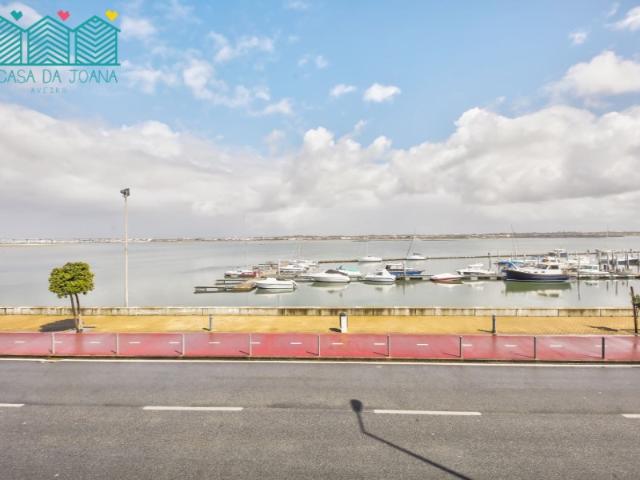 Apartamento T2 com Garagem na Costa Nova