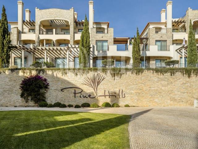 Apartamento T2 com garagem, no Pine Hills, Vilamoura, Algarv. 0m² Quarteira