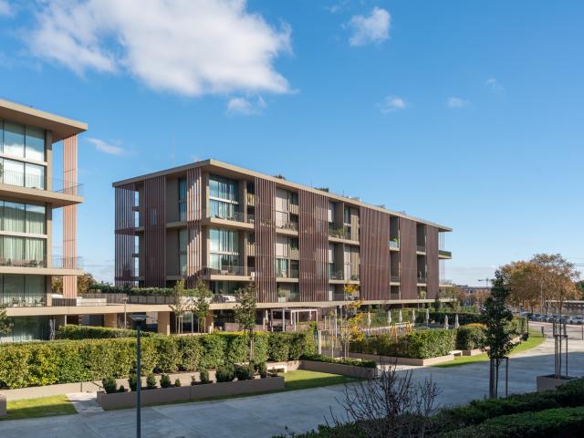 Apartamento T2 com garagem para arrendamento em Cascais