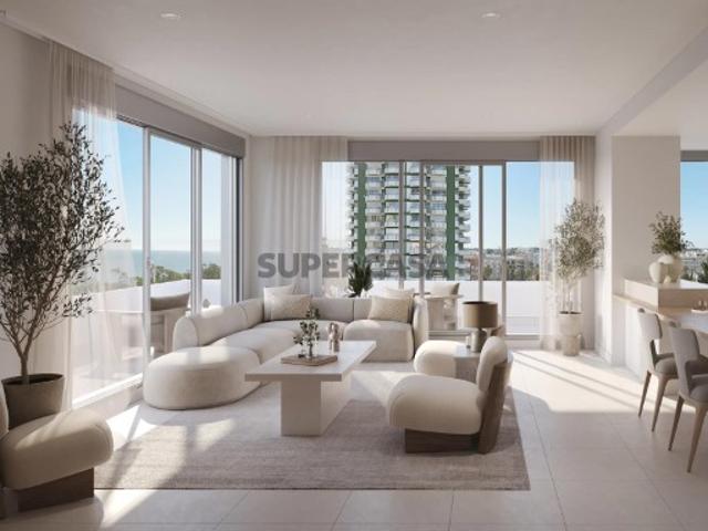 Apartamento T2 com estacionamento em novo empreendimento na Praia da Rocha