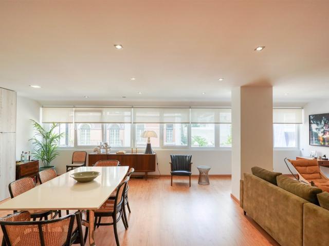Apartamento T2 com estacionamento, no coração de Lisboa 120m² Santo António