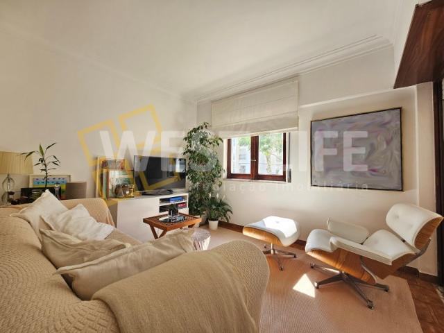 Apartamento T2 com Excelente Localização em Cascais | EXCLUSIVO WEST LIFE | Alto da Castelhana
