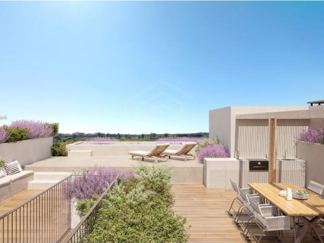 Apartamento T2 com jardim privativo e conceito de Smart Home. 110m² Quarteira