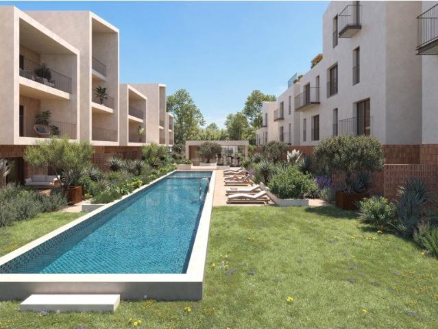 Apartamento T2 com jardim privativo e conceito de Smart Home. 110m² Quarteira