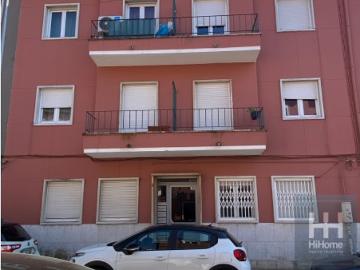 Apartamento T2 com Logradouro em Venda Nova Falagueira Amadora