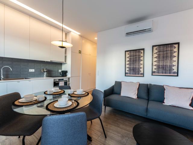 Apartamento T2 Ouriço com licença AL no coração de Ponta Delgada