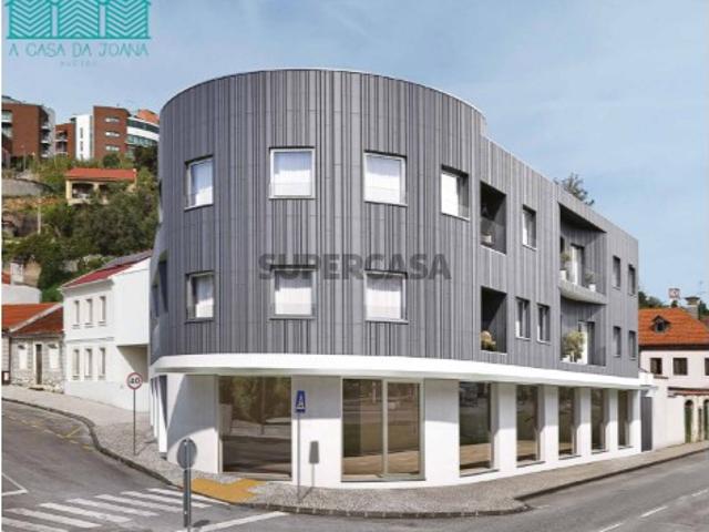 Apartamento T2 com Lugar de Garagem em Santa Clara