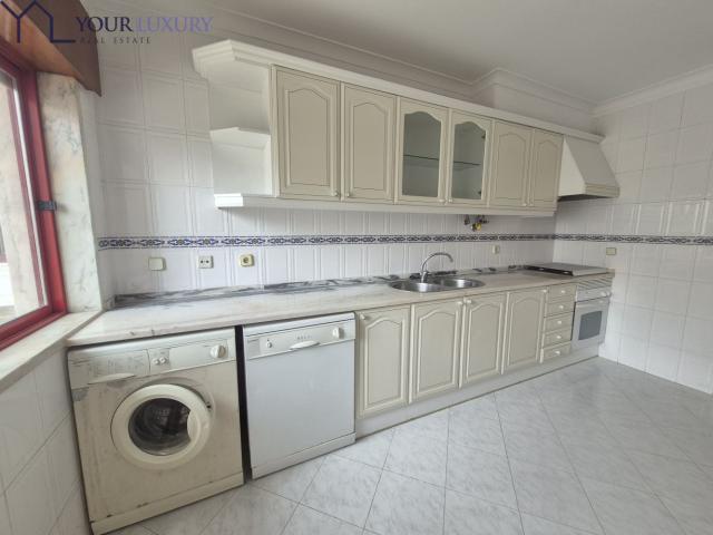 Apartamento T2 com Lugar de Parqueamento