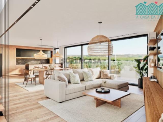Apartamento T2 com lugares de garagem na Praia da Vagueira