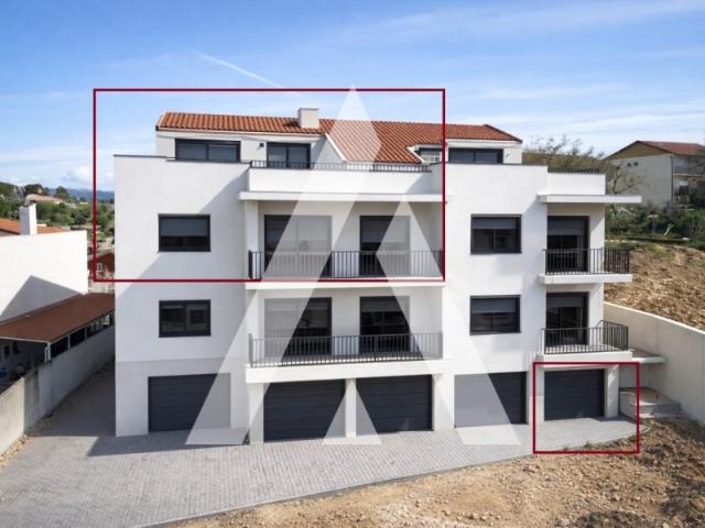 Apartamento T2 com sótão em Coimbra