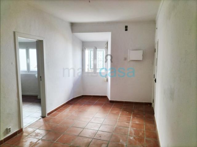 Apartamento T2 com Saguão !