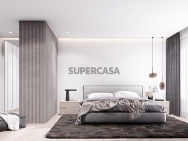 Apartamento T2 com Suite, Varanda, Lugar de Garagem em Vila Nova de Gaia, próximo à Lavandeira
