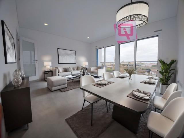 Apartamento T3 com parqueamento. Perto da praia