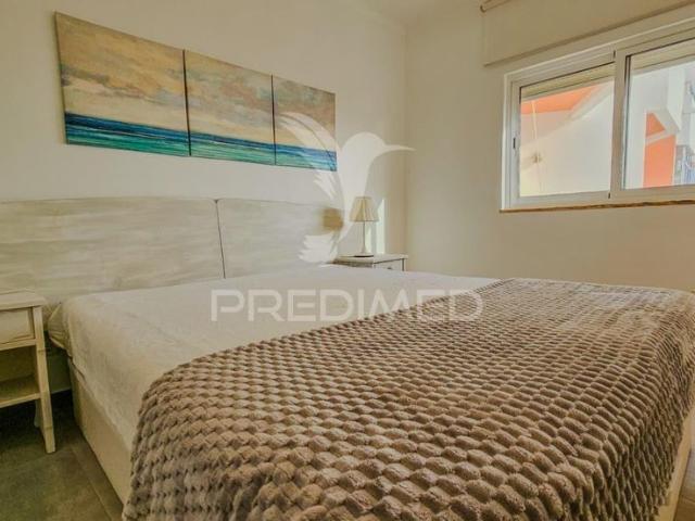 Apartamento t2 com piscina e vista mar, praia da rocha