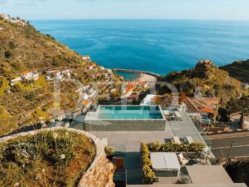 Apartamento T2 com piscina em Calheta, Madeira