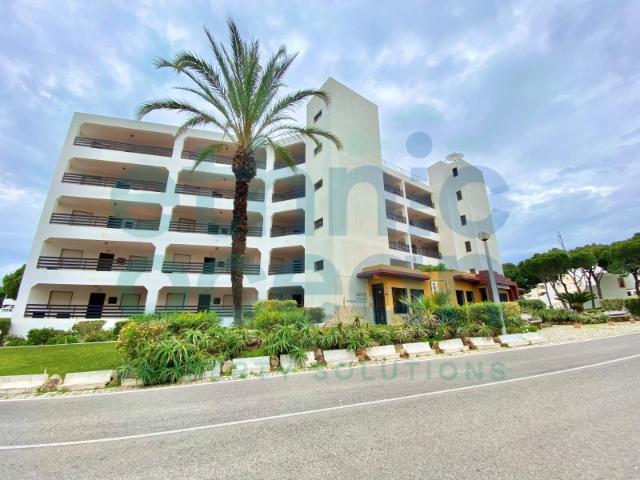 APARTAMENTO T2 com piscina para ARRENDAR