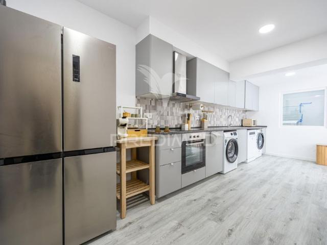 Apartamento t2 com quintal e terraço – cova da piedade, almada