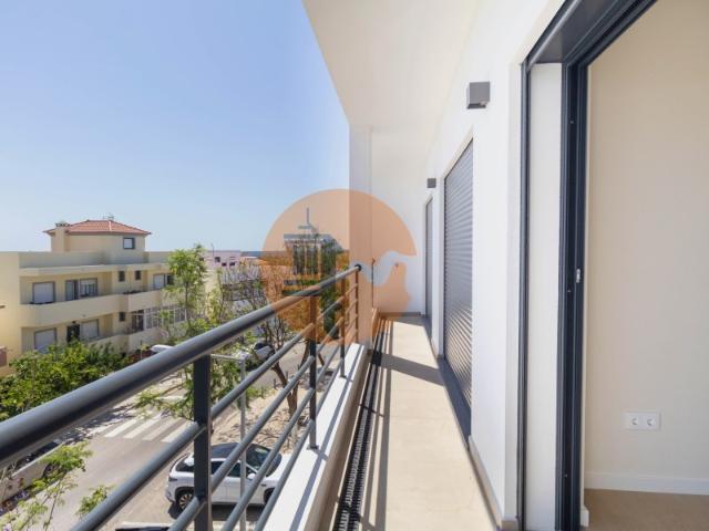 Apartamento T2 com Roof Top Privativo LiveAlgarve | Moncarapacho