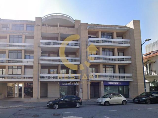 Apartamento T2 com Terraço
