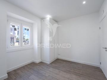 Apartamento T2 com Terraço Amadora Venda junto Metro