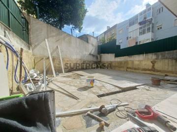 Apartamento T2 com terraço Amadora