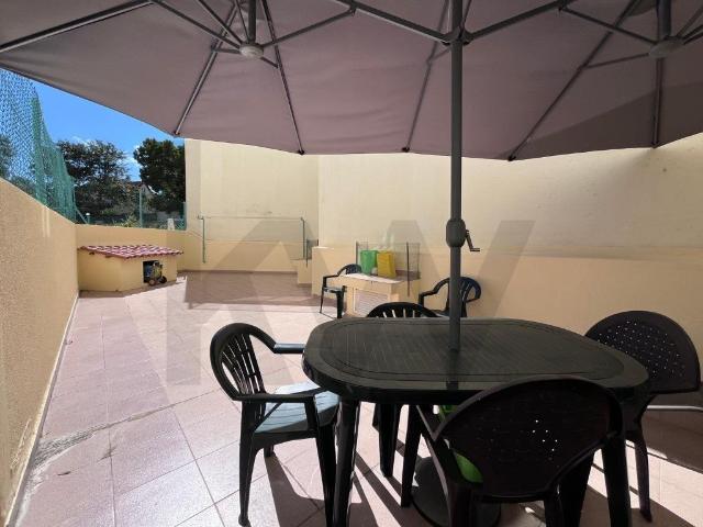 Apartamento T2 com Terraço de 50 m² e Box Fechada O Seu No. 98m² Rio De Mouro