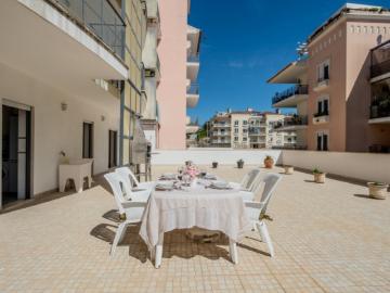 Apartamento à venda em Venda do Pinheiro e Santo Estêvão das Galés - Cozinha equipada