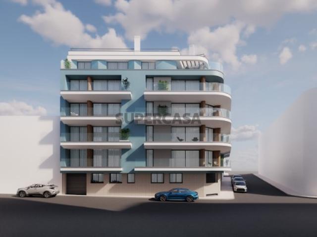 Apartamento T2 com Terraço e Acabamentos de Luxo em Alcobaça