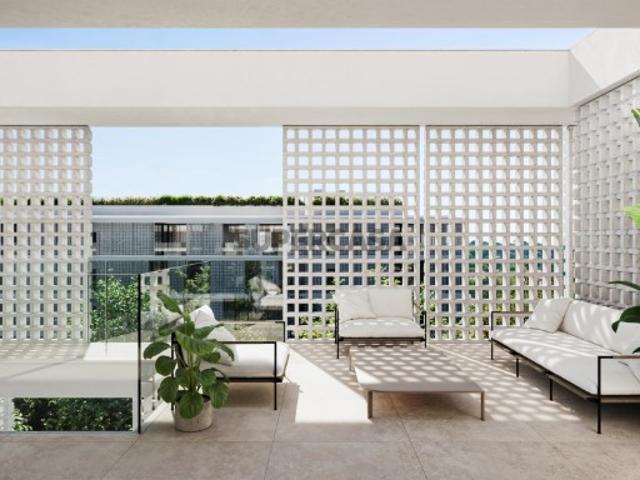 Apartamento T2 com terraço e estacionamento em Vilamoura