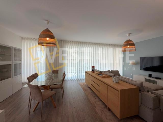 Apartamento T2 com Terraço e Jardim a 5 Minutos a Pé da Praia do Sul | Ericeira