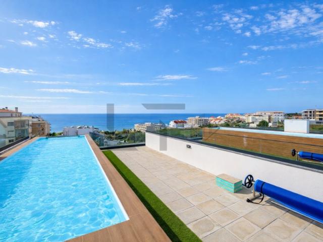 Apartamento T2 com Terraço e Piscina Privada com Vista Mar, Garagem Box, para Venda, na Ericeira