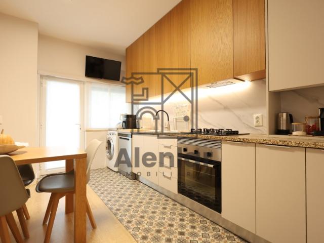 Apartamento T2 com Terraço em Alenquer
