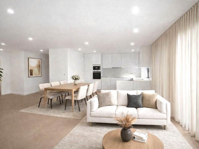Apartamento T2 com terraço em Aveiro, Esgueira, centro da cidade