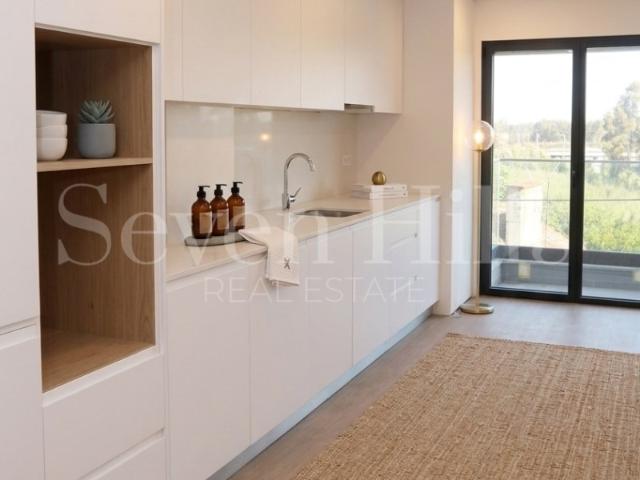 Apartamento T2 com Terraço Esgueira