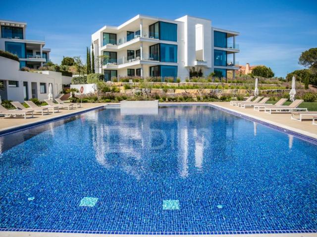 Apartamento T2 com terraço no Monte Rei Golf & Country