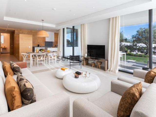 Apartamento T2 com terraço no Monte Rei Golf & Country