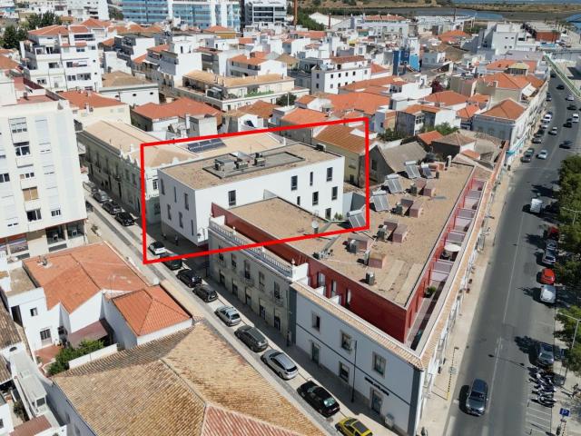 Apartamento T2 com Terraço Privado com Jacuzzi | Portimão 125m² Portimão