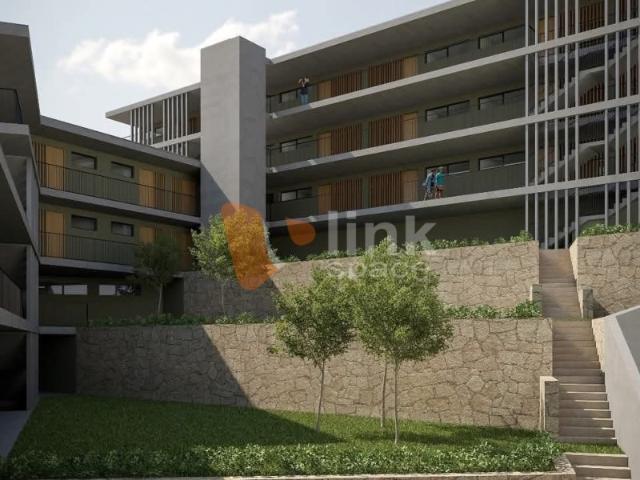 Apartamento T2 com terraço privativo em condomínio fechado | Guardizela