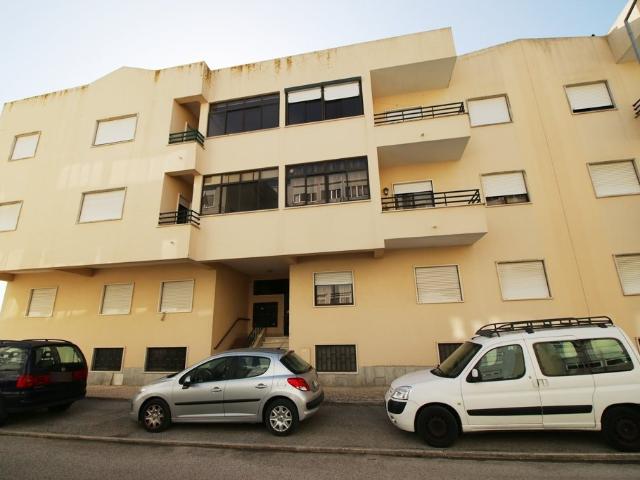 Apartamento T2 com uma área total de 232 m², situado em Marv. 147m² Santarém Marvila, Santa Iria da Ribeira de Santarém, Santa