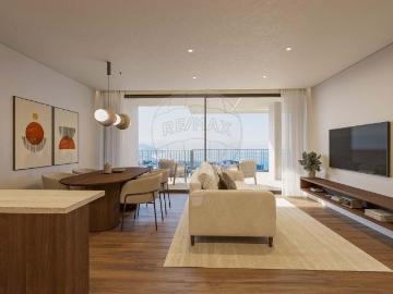 Apartamento T2 com Varanda Ampla e Acabamentos de Luxo | Alf. 125m² São Martinho