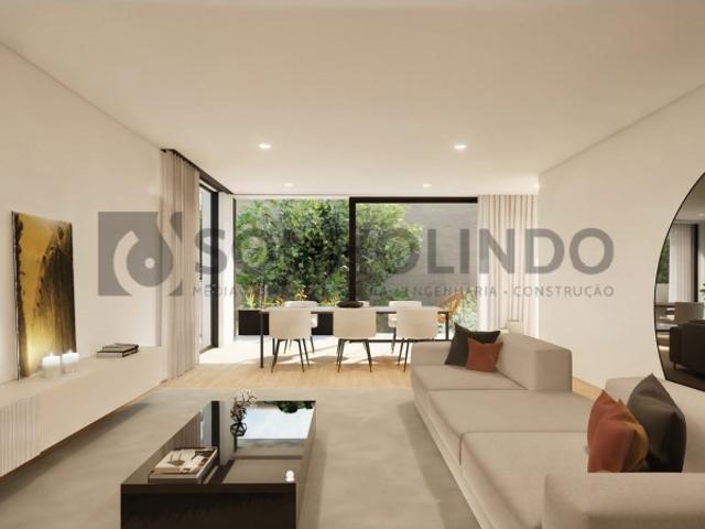 Apartamento T2 com varanda, área bruta de 159,15m2, garagem fechada para duas viaturas