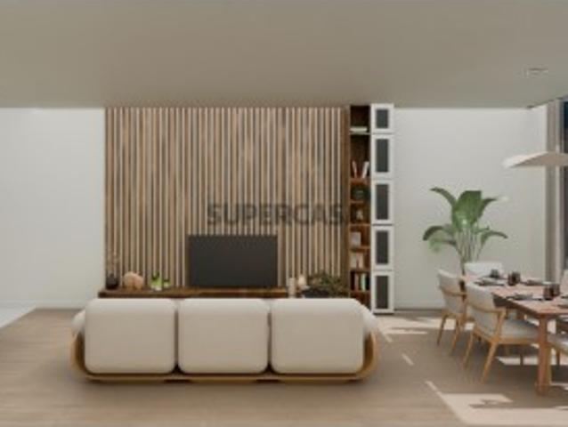 Apartamento T2 com varanda com vista rio Marvila