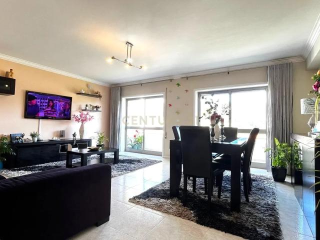 Apartamento T2 com Varanda e Vista em Viana do Castelo