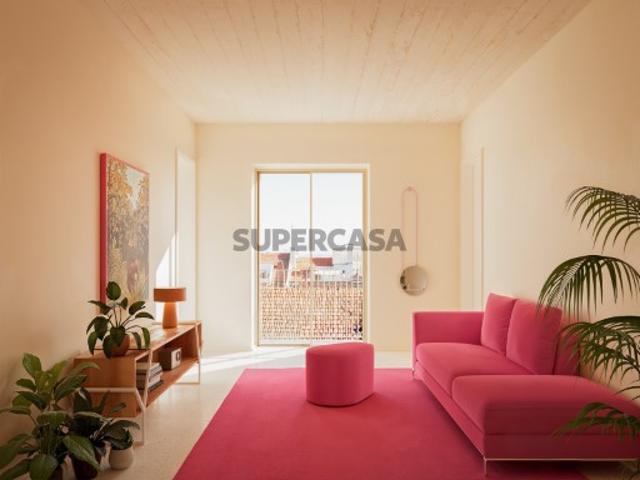 Apartamento T2 com varanda em novo empreendimento em Marvila