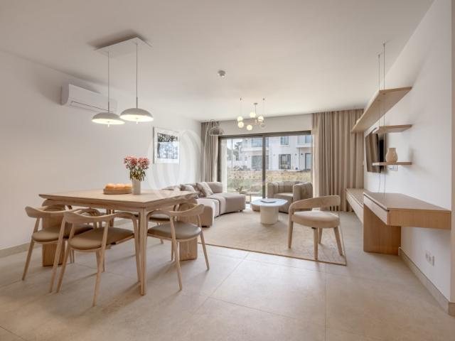 Apartamento T2 com varanda, no Primelife, no Carvoeiro