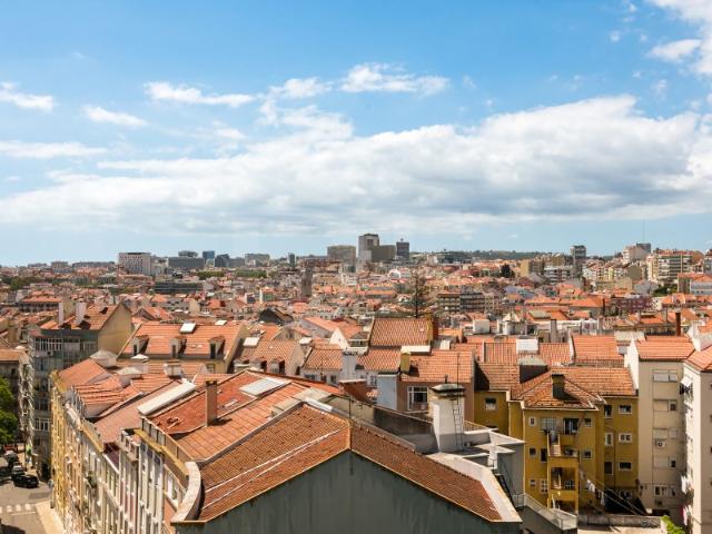 Apartamento T2 com varanda numa das zonas mais desejadas de Lisboa